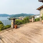 Holiday home Lovely Cascina. Stunning Views & Sun Deck *