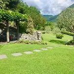 Lovely Cascina. Stunning Views & Sun Deck Holiday home *