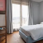 Lovely Cascina. Stunning Views & Sun Deck *