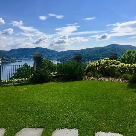 Lovely Cascina. Stunning Views & Sun Deck Holiday home