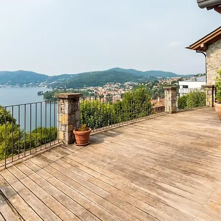 Holiday home Lovely Cascina. Stunning Views & Sun Deck *