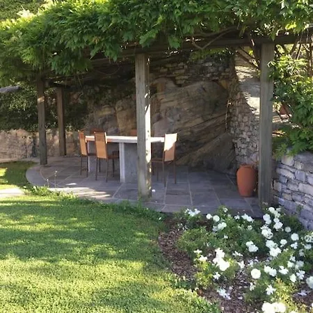 Lovely Cascina. Stunning Views & Sun Deck