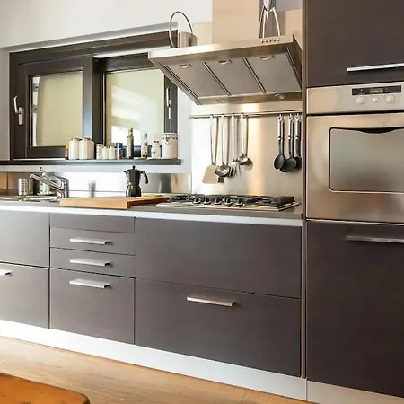 Lovely Cascina. Stunning Views & Sun Deck * Cernobbio