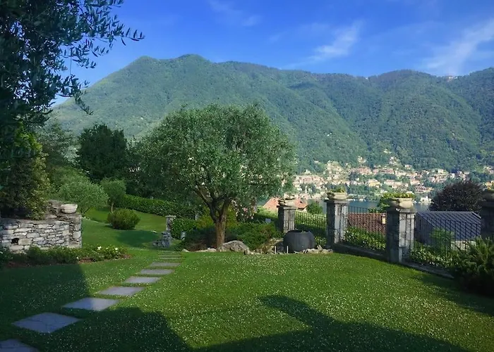 Lovely Cascina. Stunning Views & Sun Deck *