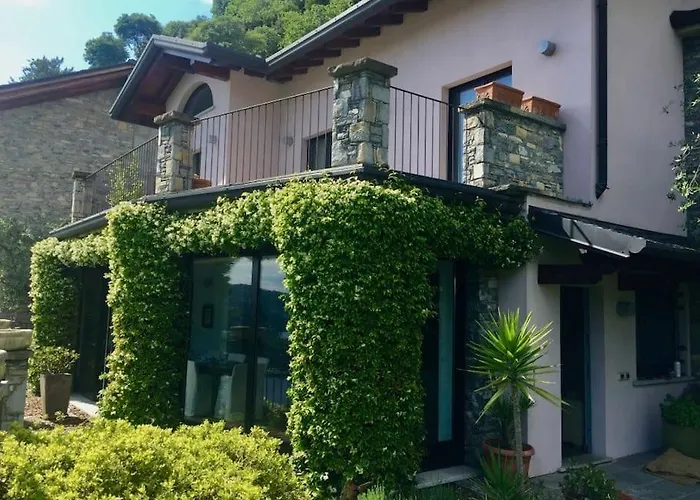 Lovely Cascina. Stunning Views & Sun Deck 切尔诺比奥