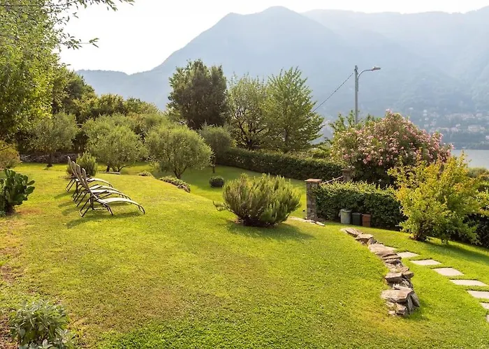Lovely Cascina. Stunning Views & Sun Deck 切尔诺比奥